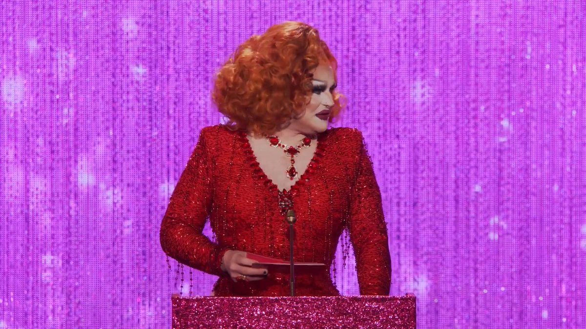 Backrolls?! 🙊 #DragRace