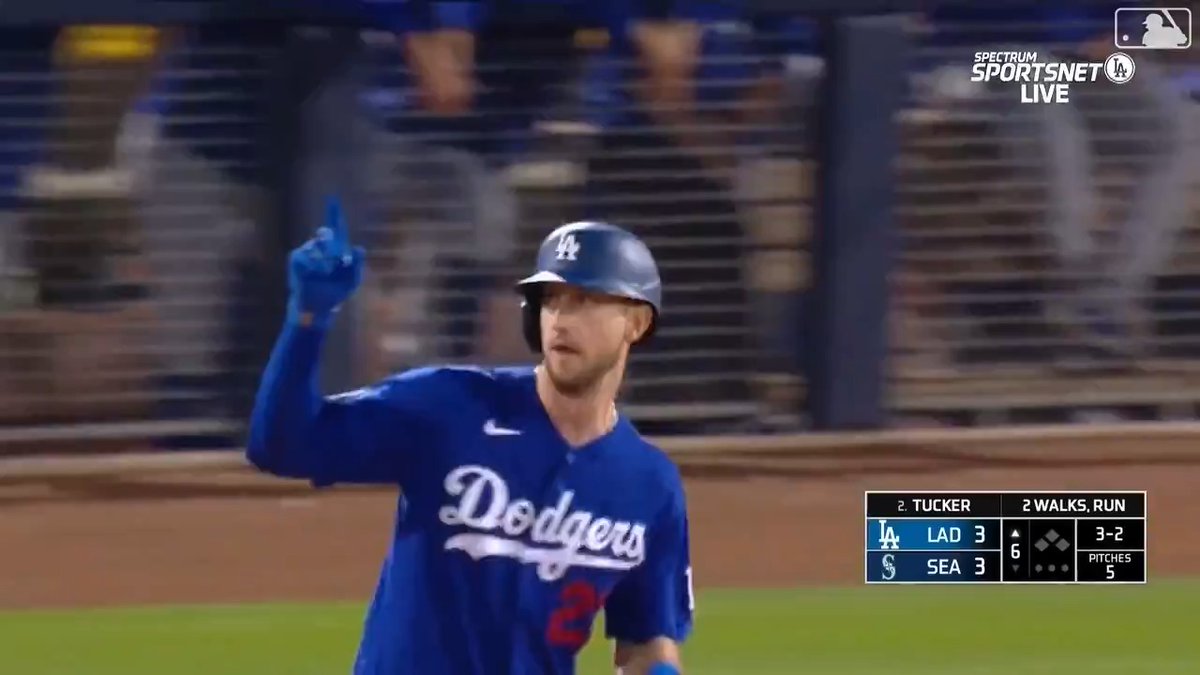 The first #DodgersST homer for Kyle!