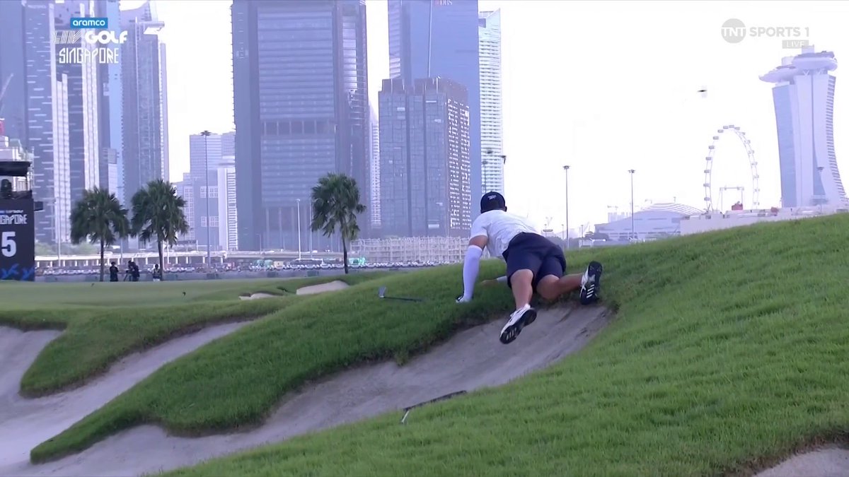 Bryson went all in on that one. Bunker and all. 😅 #LIVGolfSingapore