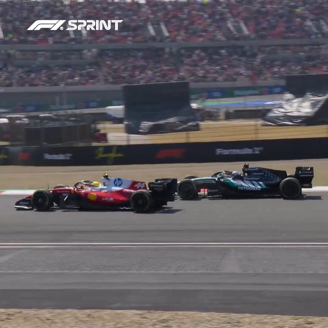George 🆚 Lewis A multi-lap battle between the Mercedes and Ferrari in China! 🤩 #F1Sprint #ChineseGP
