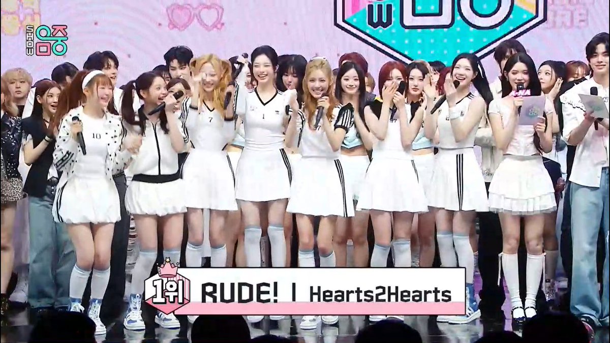 🏆 Hearts2Hearts takes 1st place with “RUDE!” on today's Music Core. 🎉 This marks their first win on a public broadcast music show and 4th win overall — Congrats, Hearts2Hearts and S2U! 🥂 #RUDE2ndWin #Hearts2Hearts4thWin #Hearts2Hearts #하츠투하츠 #H2H (260314)