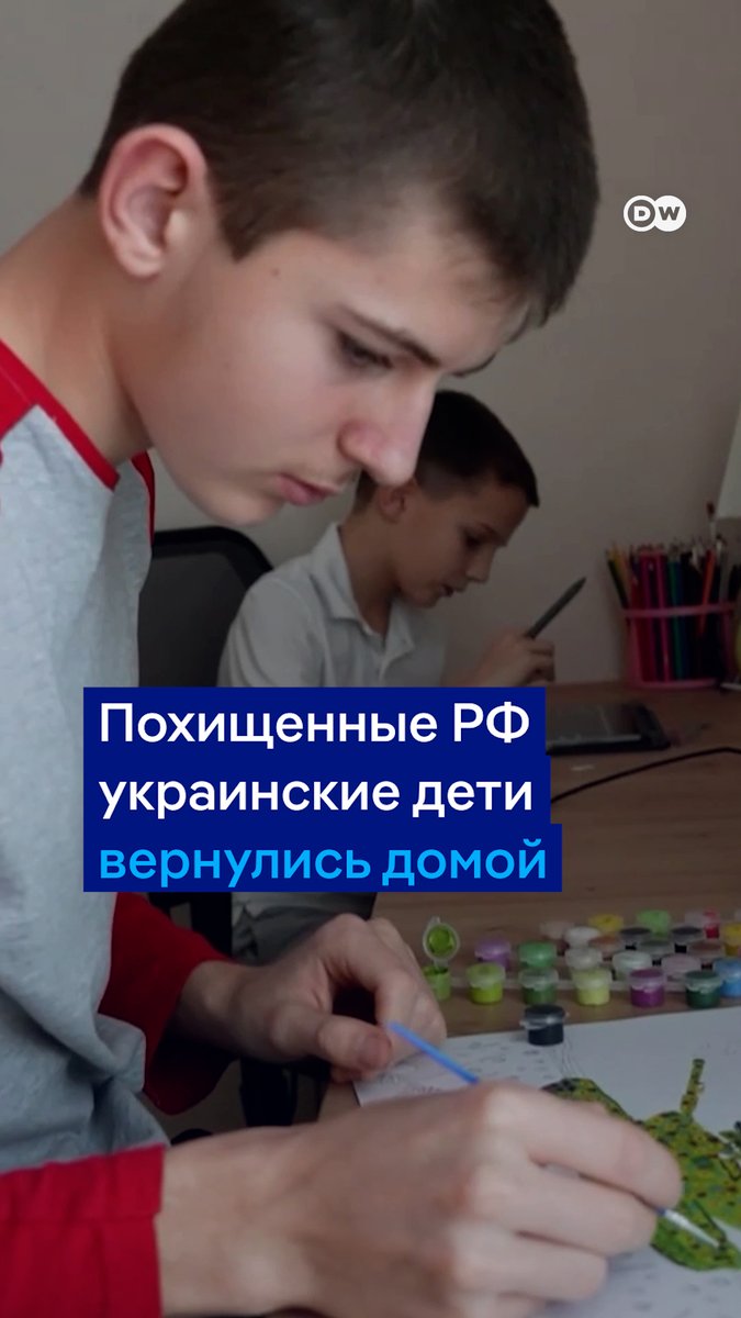 "Меня хотели забрать, но мама сказала "нет" оккупанту". Дети-воспитанники спецшколы, которых насильно вывезли в РФ, спустя три года вернулись в Украину. Вот что они рассказывают