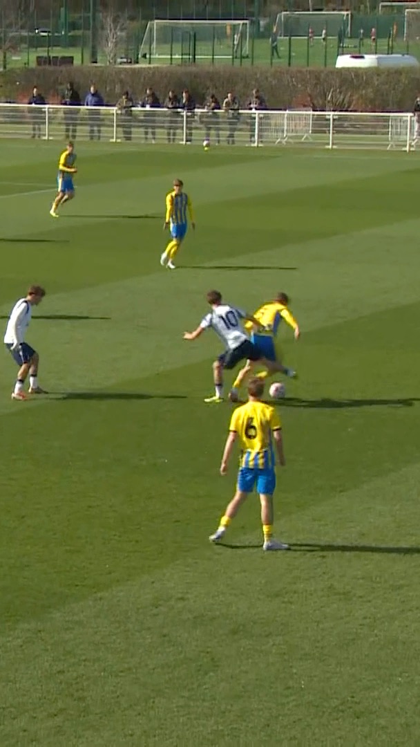 🚀 Reiss Elliott-Parris opens the scoring against Southampton U18s from inside our own half!