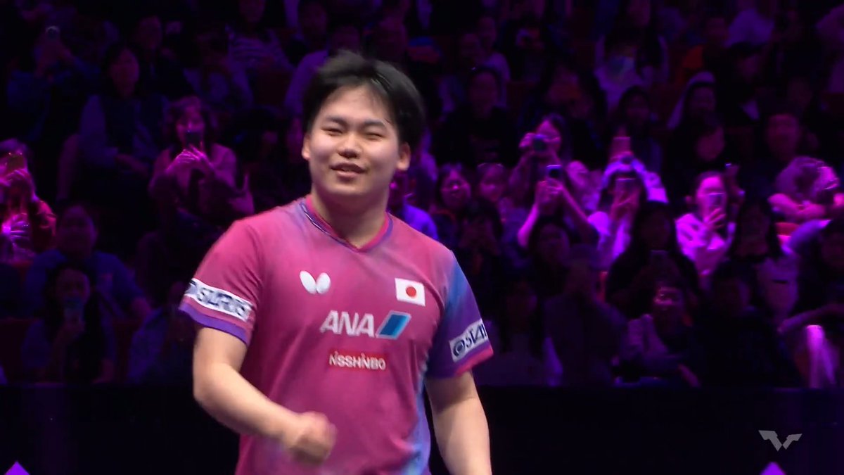 #松島輝空 王楚欽から大金星‼️ 完全アウェーで👑世界王者撃破👏😭 堂々の4強入り👍 #WTTチャンピオンズ重慶🇨🇳 男子シングルス準々決勝 🇯🇵#松島輝空 4-2 王楚欽🇨🇳 8-11/11-9/11-9/11-8/8-11/11-9 ただいま U-NEXTでLIVE配信中‼️ 今すぐ31日間無料トライアル 📲 #卓球