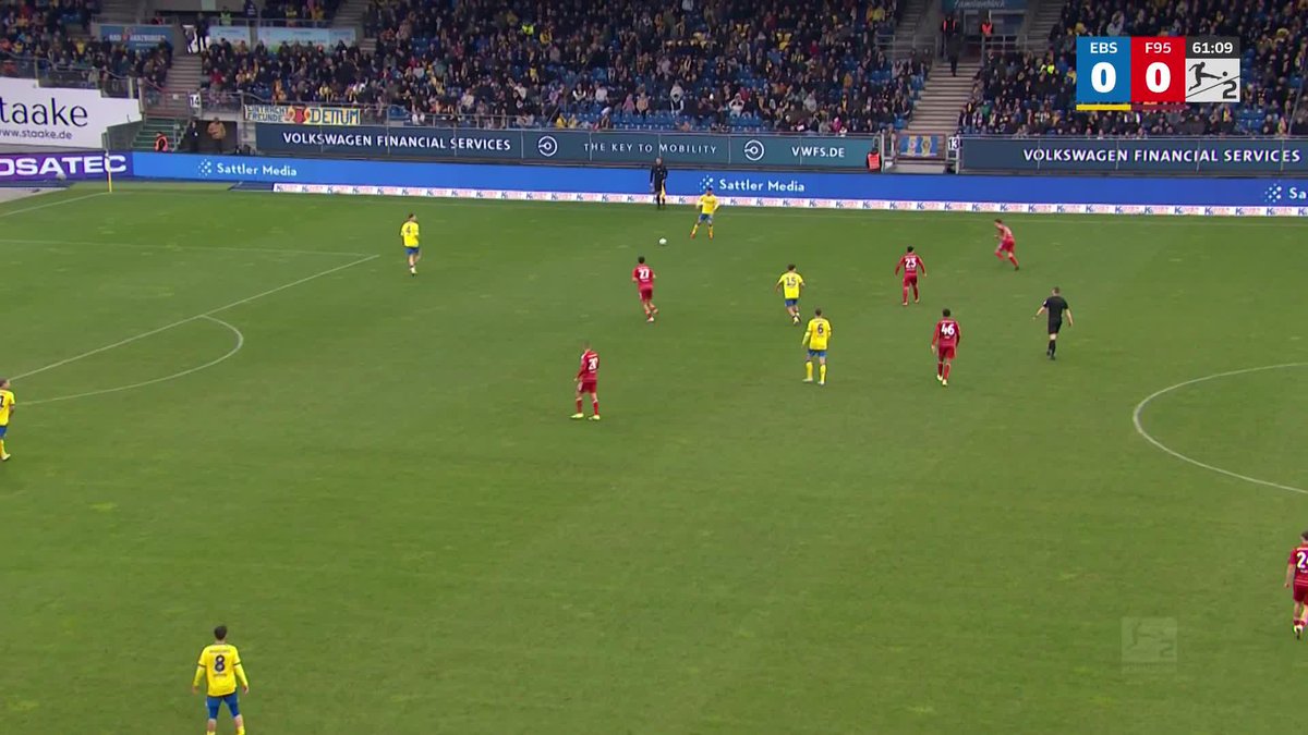Braunschweig führt gegen Nürnberg....👀 ➡️Die 2. Bundesliga live auf Sky 🍿📺 #sky2bundesliga #2bundesliga #ebsfcn