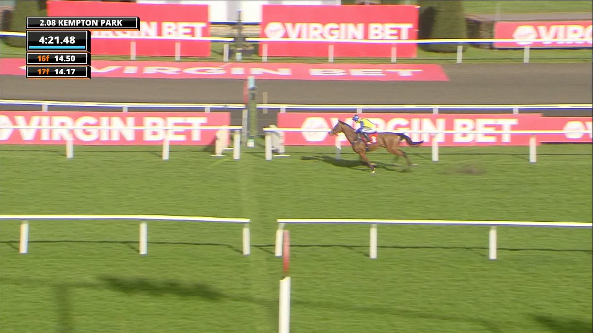 Secret Des Dieux gets a third win over fences in the Virgin Bet Novices' Limited Handicap Chase 🥇 #ITVRacing | Sean Bowen