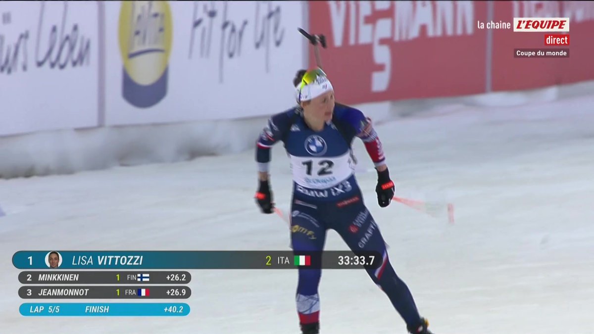 Lisa Vittozzi remporte la poursuite femmes à Otepää ! Lou Jeanmonnot a tout donné sur la fin de course mais elle termine à la 3e place. Deux Françaises la suivent : Justine Braisaz-Bouchet et Océane Michelon. #lequipeBIATHLON