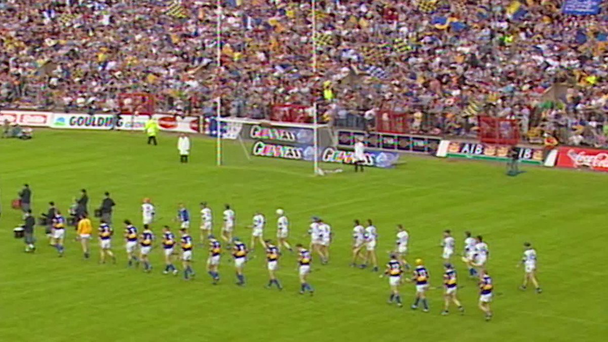 Can you spot some familiar faces playing in the 1998 Munster Semi-Final that will be on the sideline tomorrow? 👀 ⏰Beo/Live on App &amp; Player 14:00 📺 Iarbheo/Deferred TG4 17:35 Waterford GAA Tipperary GAA Spórt TG4