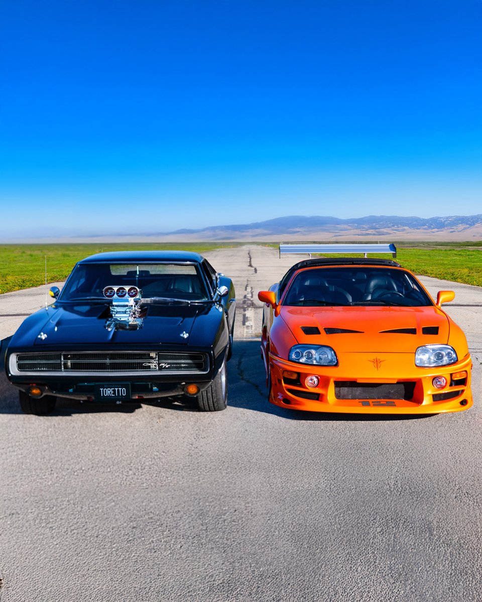 Brian's Toyota Supra v Dom's Dodge Charger 😱🔥