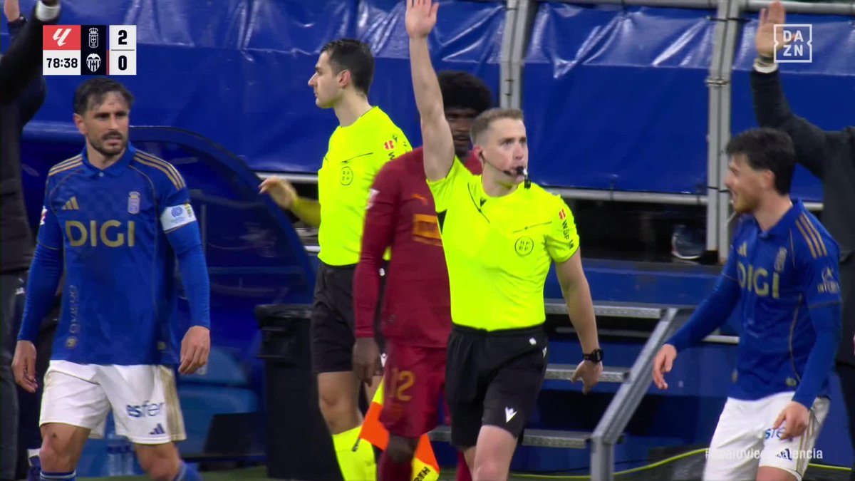 Anulado el golazo del Real Oviedo por fuera de juego ❌ Alberto Reina no se lo puede creer #LALIGAenDAZN ⚽️