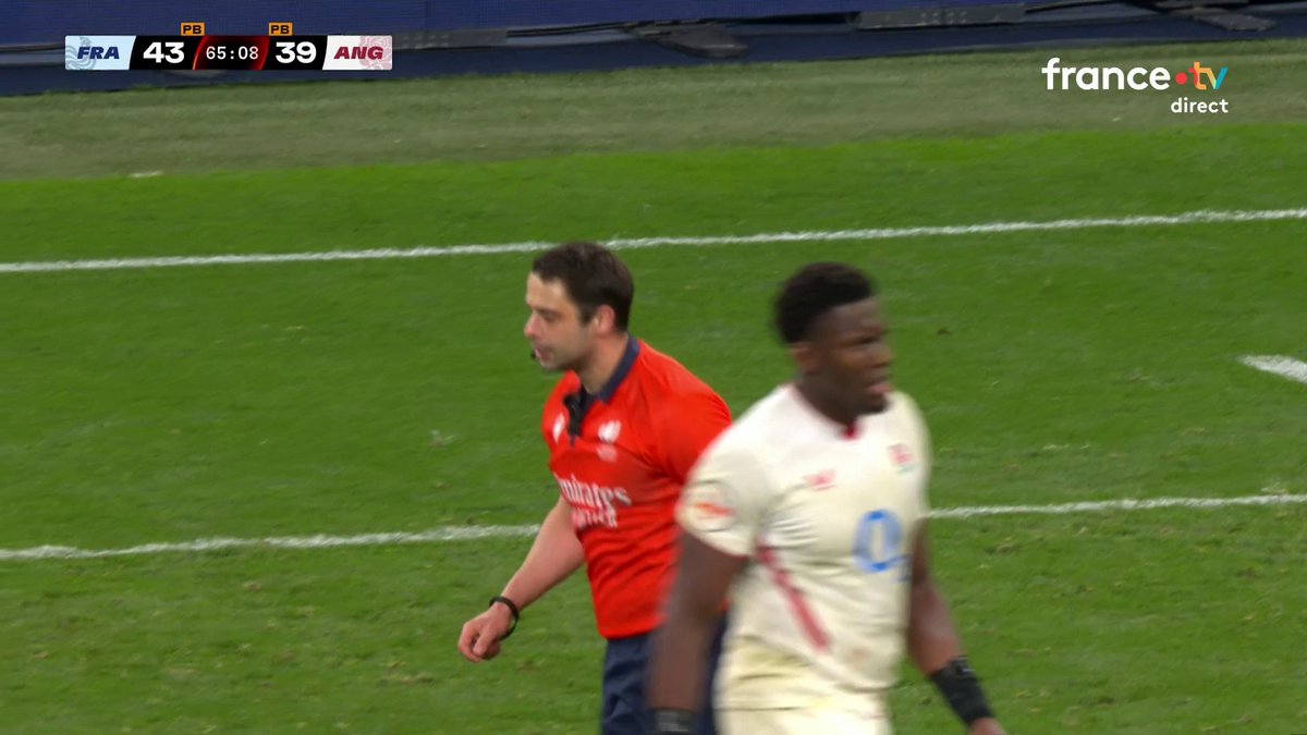 Louis Bielle-Biarrey devient le premier joueur de l’histoire à inscrire 9 essais sur une seule édition du Tournoi des six nations. Quadruplé face à l’Angleterre. Cette action doit faire le tour du monde. 22 ans. Il n’y a plus assez de mots.