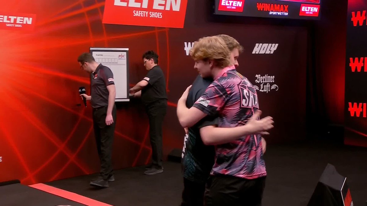 DOETS CLOSES OUT THE EVENING! Kevin Doets closes out the evening in Goettingen, as the Dutchman beats Cam Crabtree 6-4! 📺 #ET2
