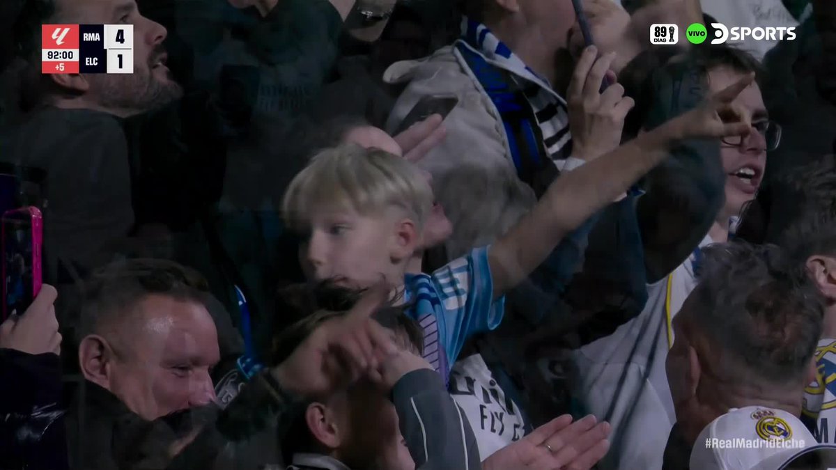 NI ARBELOA LO PODÍA CREER, ¡ASÍ REACCIONÓ TODO EL SANTIAGO BERNABÉU AL GOLAZO ESPECTACULAR DE ARDA GÜLER! #LaLigaEnDSPORTS | #RealMadridElche