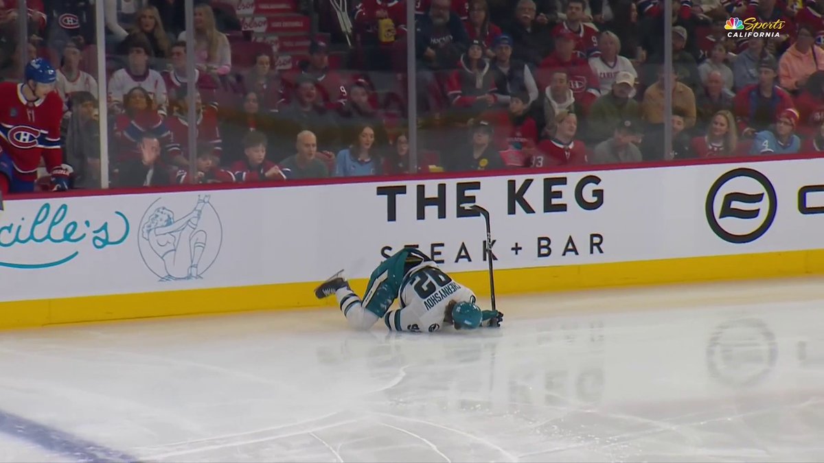 Should this have been a penalty? 🧐