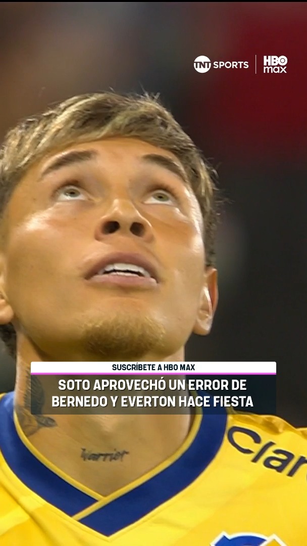 ๐คฏโช๐ต ยก#LosCruzados estรกn viviendo una pesadilla! Lucas Soto estuvo muy atento para aprovechar esta mala salida de Vicente Bernedo y Everton estรก doblegando a la UC en este #MatchdaySรกbado en el Claro Arena. Disfruta lo mejor de la #LigaDePrimeraMercadoLibre 2026. Suscrรญbete a #TNTSportsenHBOMax ๐ฒ๐ป Link en la BIO ๐