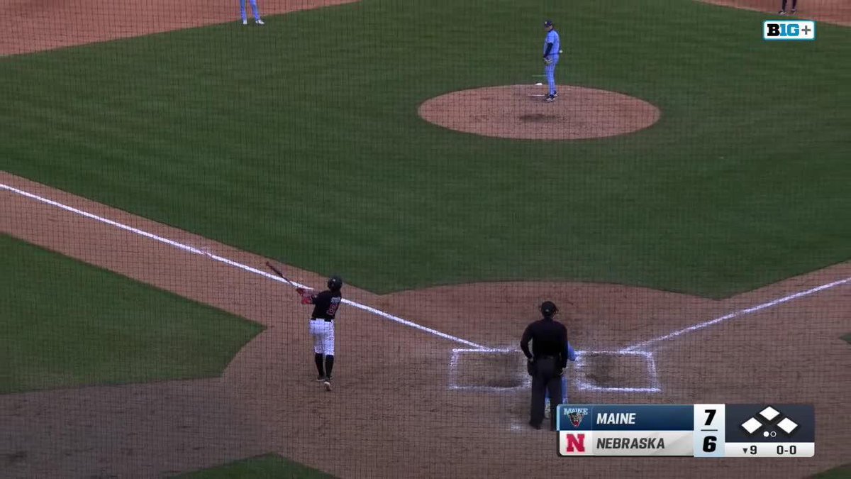 STOKES WALKS IT OFF. ⚡ SERIES SWEEP. ✅