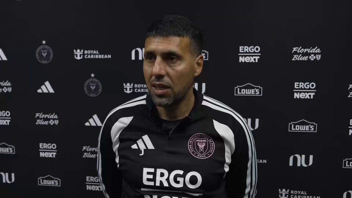🎙️ Javier Morales sobre los 7 jugadores de la Academia que han participado en el partido: “He visto crecer a todos y verlos en la cancha me pone muy feliz”.