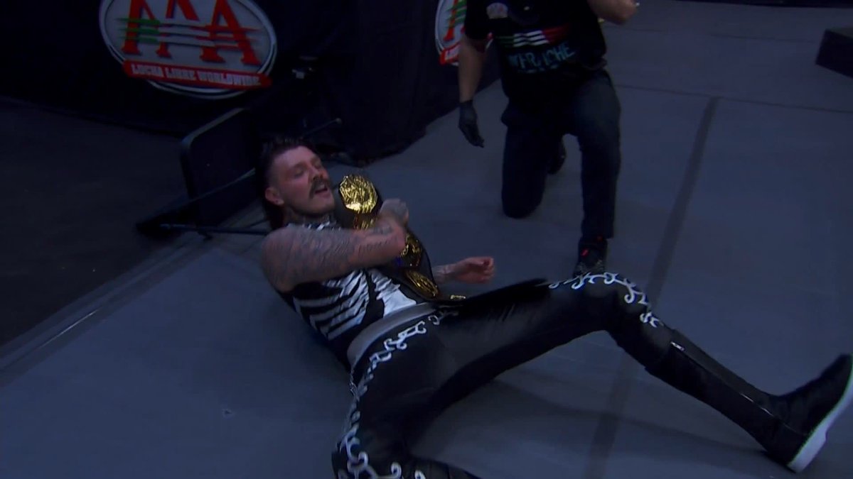HE'S DONE IT 🫡 Dominik RETAINS the AAA Mega Championship!