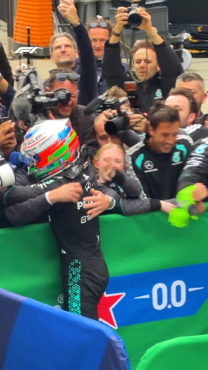 This is what it means 👏🤗 #F1 #ChineseGP