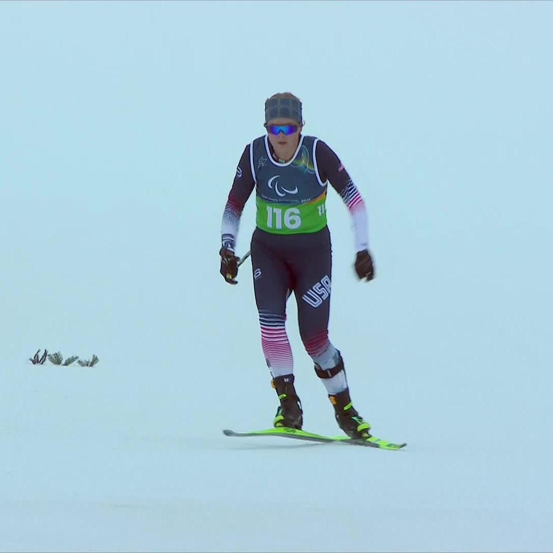 Pure DOMINATION. Sydney Peterson takes gold with a 1:13 lead. 🥇
