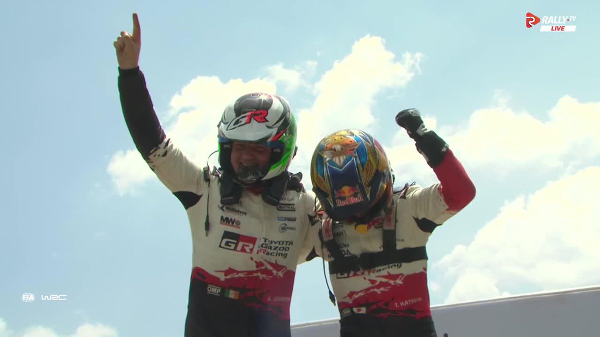 🙌 ¡KATSUTA HACE HISTORIA EN KENIA! 🙌 Takamoto, completamente roto tras cruzar la línea de meta y romper así la sequía japonesa de 34 años sin victorias en el Mundial #WRC #SafariRallyKenya 🇰🇪