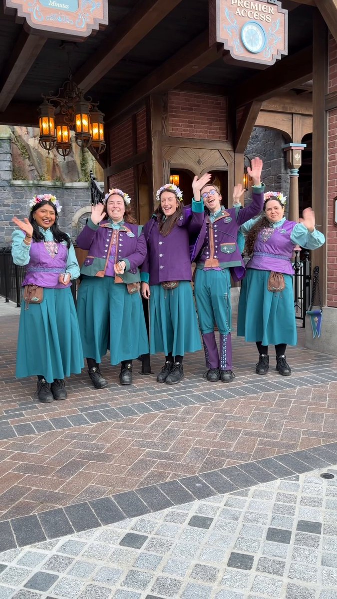 From painters to woodworkers, we caught up with the villagers of Arendelle to find out what life’s really like around the kingdom ❄️🏰 World of Frozen opens at Disney Adventure World starting March 29, 2026 at Disneyland Paris