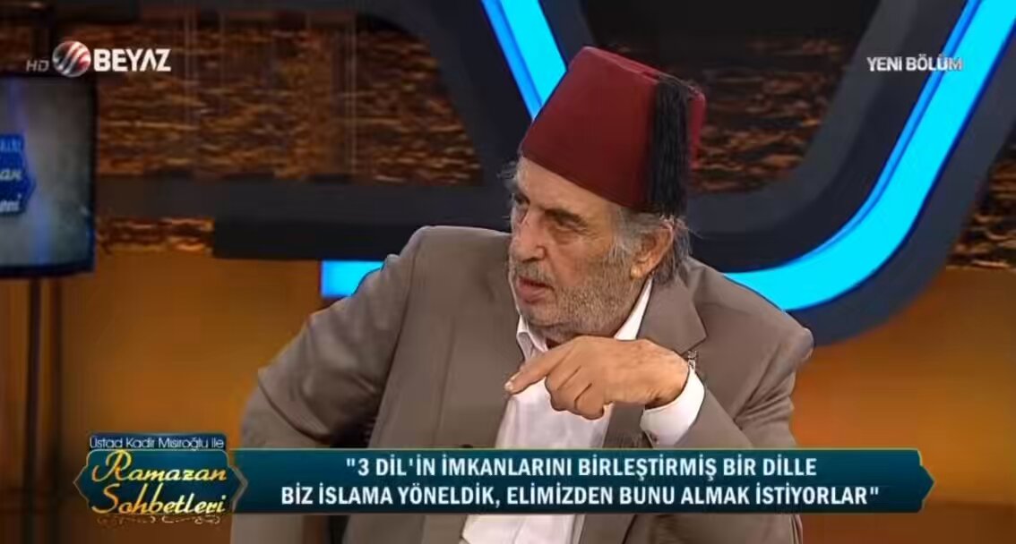 İlber Ortaylı’nın tarihçiliğini eleştiren siyasal islamcıların premium tarihçisi.