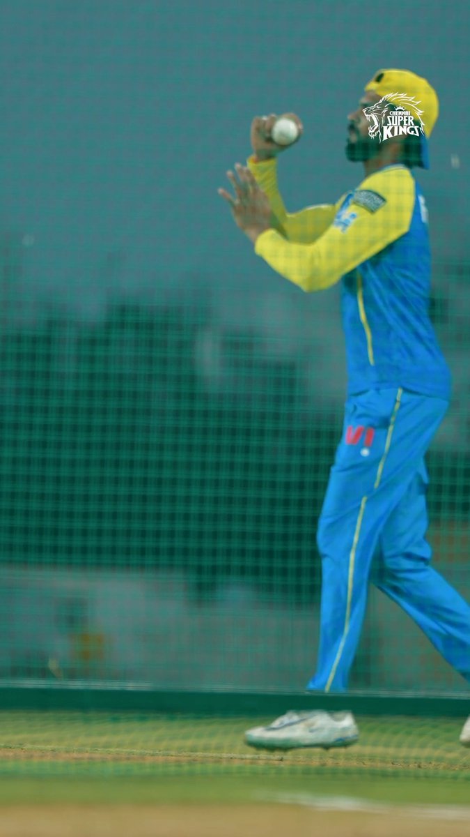 Time traveller moves a chair… #WhistlePodu #Yellove