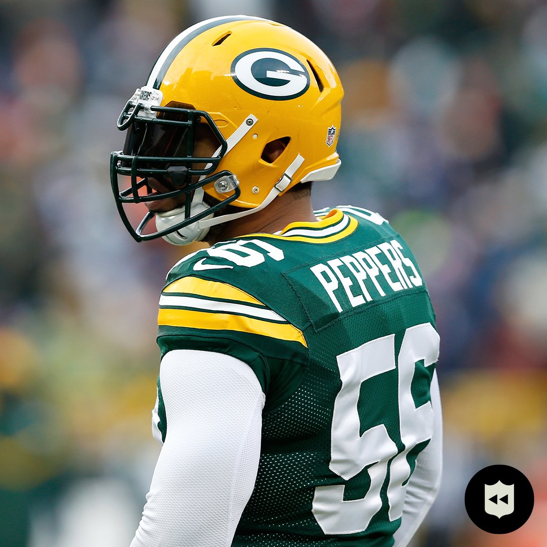 On this day in 2014, the Packers signed Julius Peppers 🌶️🔥🧀