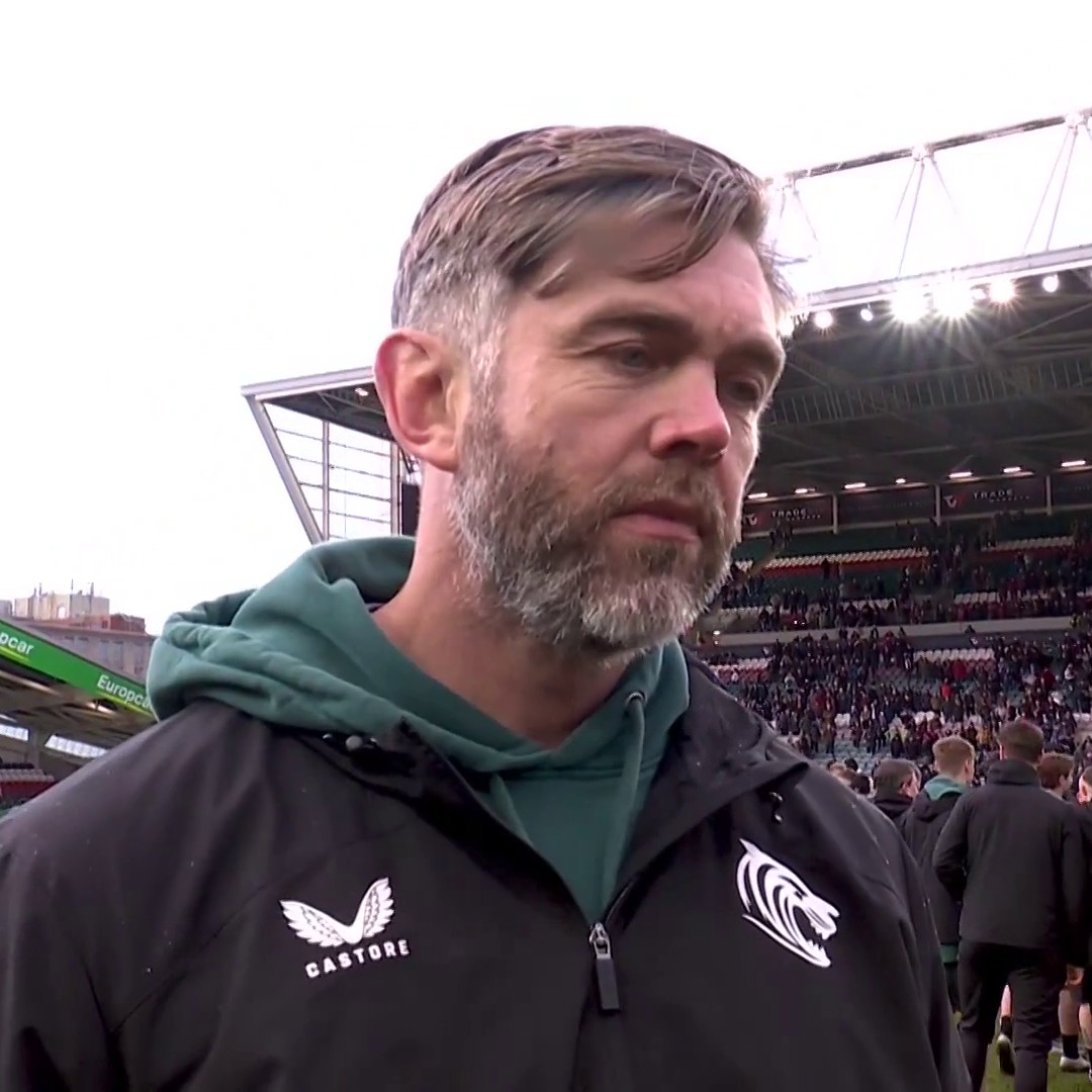 "You can smile, Geoff." 😅 Leicester Tigers head coach Geoff Parling keeps it cool after his team's PREM Rugby Cup victory this afternoon 🐯 📺 TNT Sports &amp; discovery+ UK