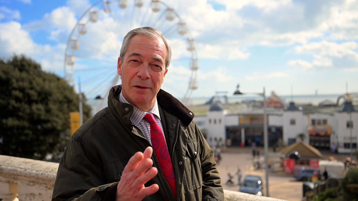 What better way to spend English Tourism Week than a trip to Clacton-on-Sea. ☀️