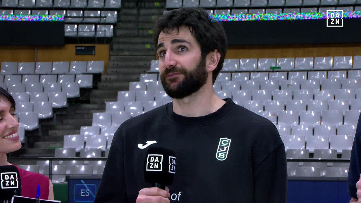 "La ilusión está volviendo a Badalona" 🗣️ Ricky Rubio encantando con su afición 💚🖤 #LigaEndesaxDAZN 🏀