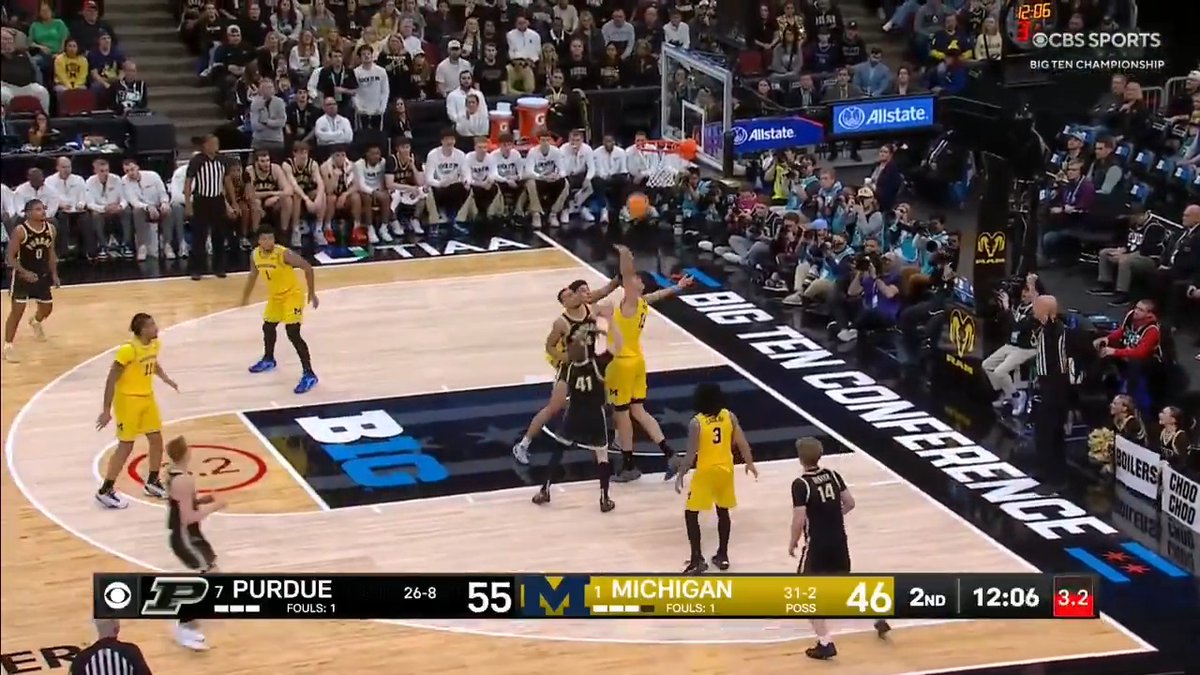 Braden Smith converts with contact 🤯 Purdue Men's Basketball 📺: CBS