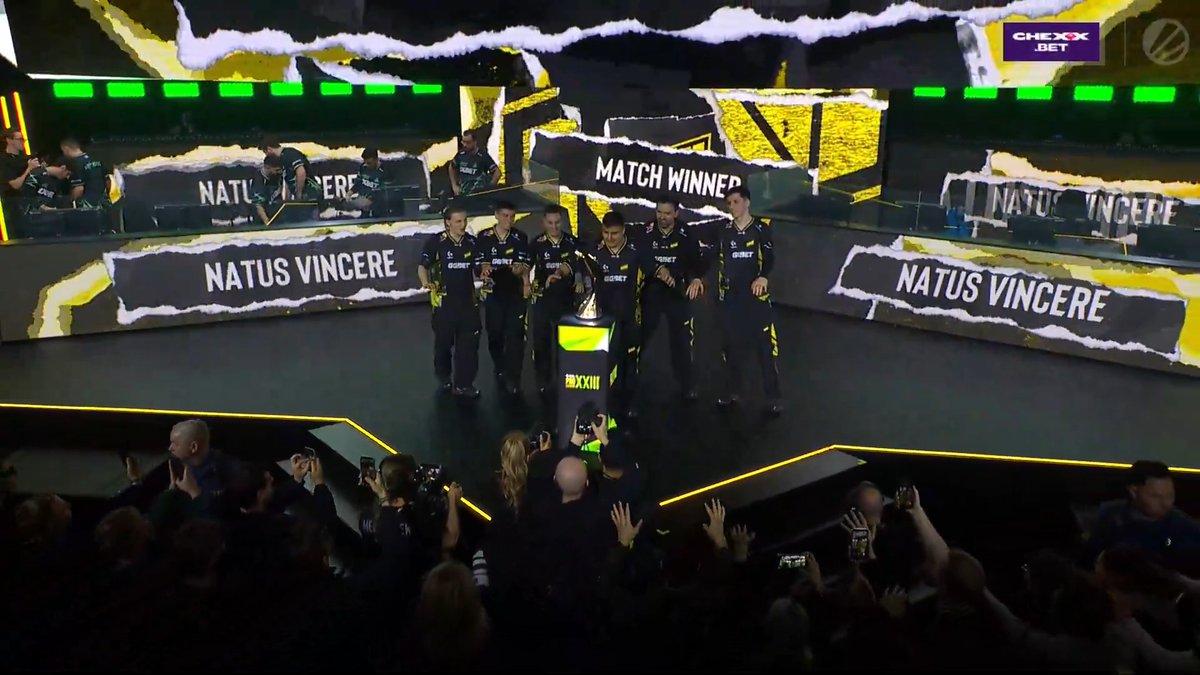 .NAVI LIFT THE #ESLProLeague S23 TROPHY 🏆 CONGRATULATIONS 🥳🥳🥳