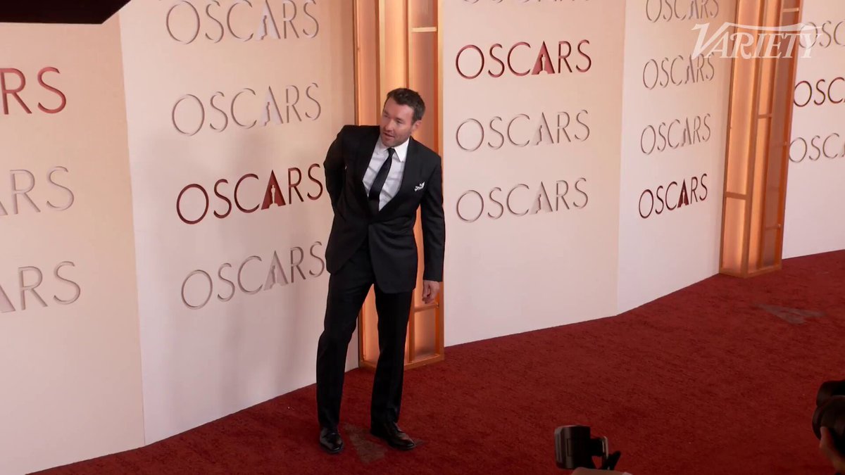 Joel Edgerton has arrived at the 2026 #Oscars