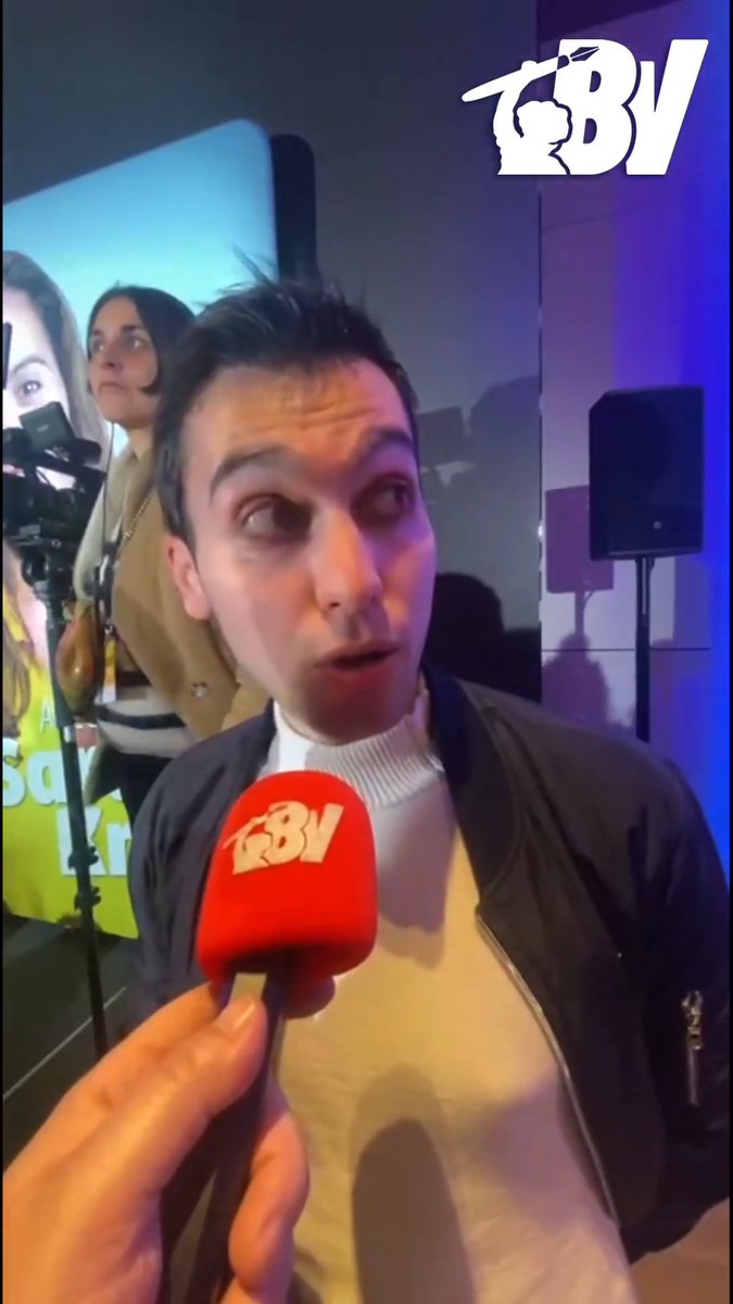 « Si je suis déçu, c’est à cause du score d’Emmanuel Grégoire et de Sophia Chikirou » explique ce sympathisant de Sarah Knafo à Yann Montero. « Je suis stupéfait du résultat de la gauche. Les Parisiens aiment les problèmes qu’ils subissent. »