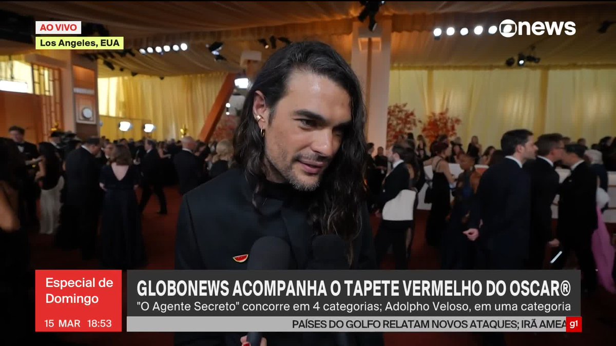 "Não é futebol, não há ganhadores e perdedores, todos ganhamos", diz Oliver Laxe, diretor de 'Sirât', sobre disputa no Oscar® 2026. ➡️ Assista à #GloboNews: #EspecialdeDomingo