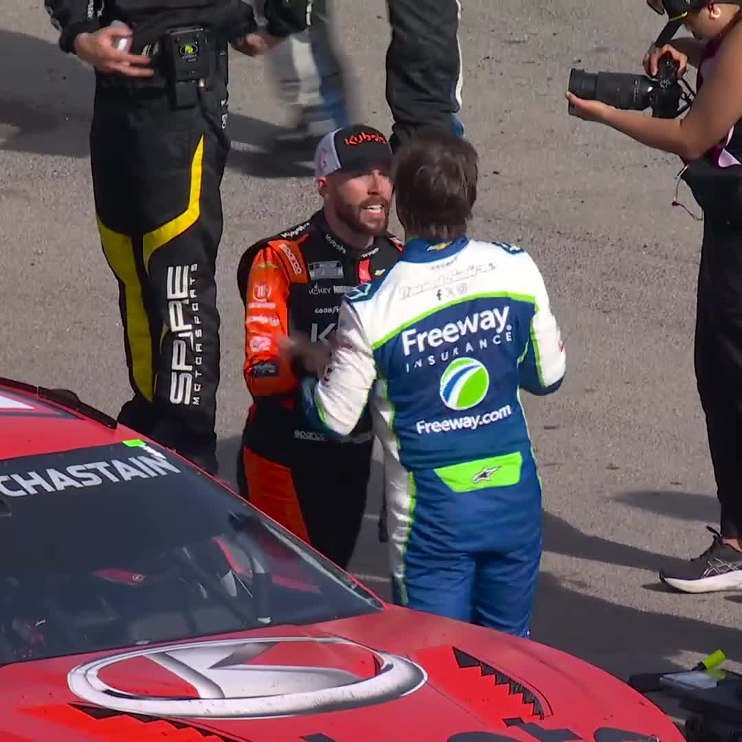 A post-race disagreement between Ross Chastain and Daniel Suárez!