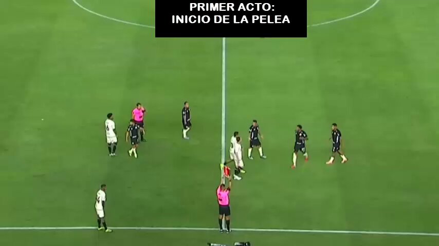 Secuencia completa de lo que pasó ayer en el Monumental. Basta de racismo en el fútbol peruano.
