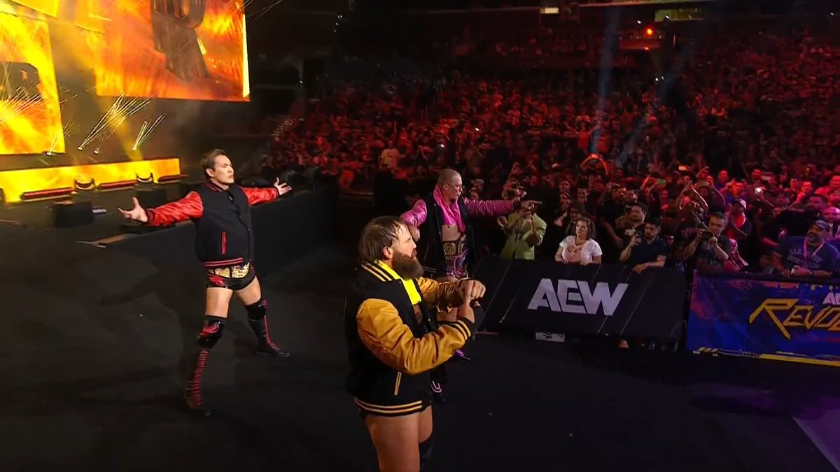 Imagine being a first time viewer, that's never watched AEW or NJPW, and seeing how big of a deal they make out of Okada. You can immediately tell he's special. There's some history there. Presentation is everything. It tells its own story.