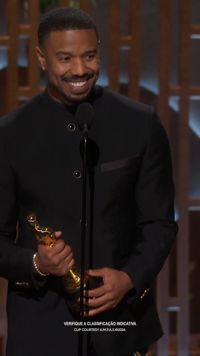 É bonito, é talentoso e é Oscar Winner! O Michael B. Jordan mereceu demais esse #Oscars, né? 👌