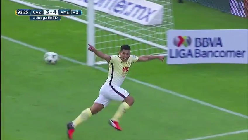 Alfredo Adame dándole la vuelta a la pelea contra Carlos Trejo