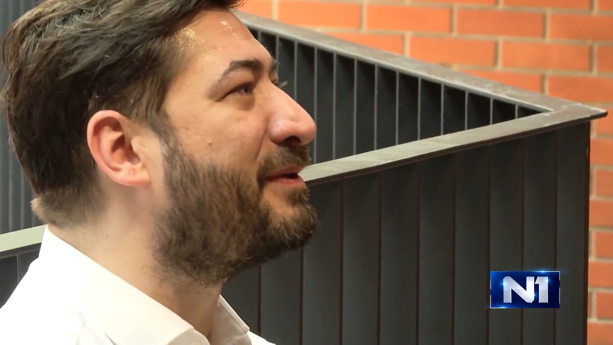 Sada je i pravosnažno. Bivši šef kabineta gradonačelnika Beograda - Nenad Milanović proglašen je krivim u slučaju Kentkart. Zbog davanja mita - osuđen je na uslovnu kaznu od osam meseci zatvora i trogodišnju zabranu obavljanja funkcija. U slučaju ovakvog ishoda, Aleksandar Šapić obećao je ostavku. Sada ga na to podseća opozcija. Čini se uzalud.