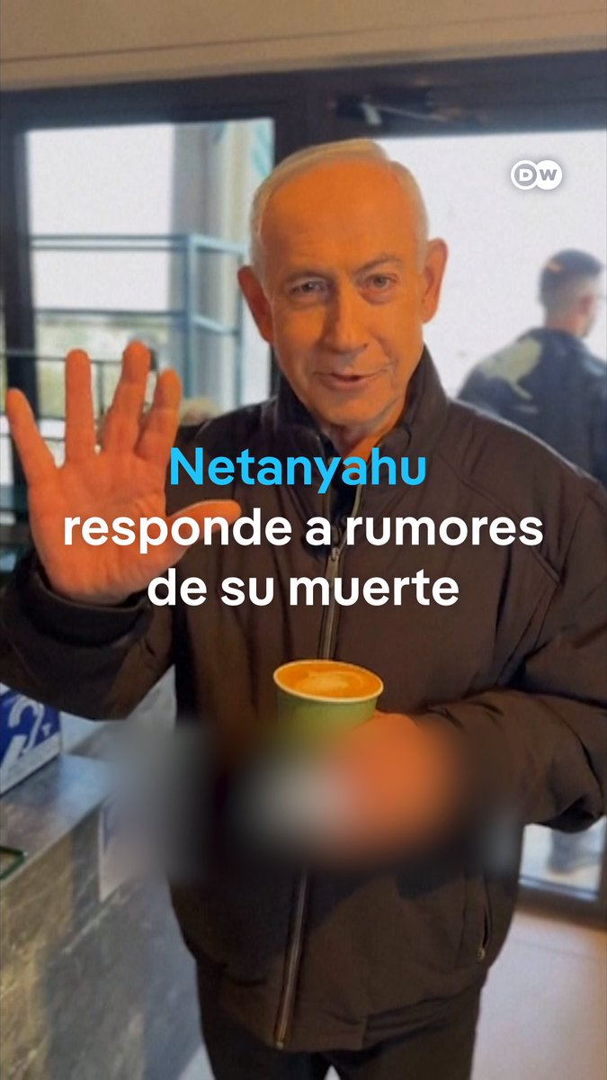 Netanyahu publica un vídeo ironizando sobre los rumores de su muerte Un video publicado por el primer ministro de Israel, Benjamin Netanyahu, responde con humor a rumores virales en internet que afirmaban que había muerto. En las imágenes, grabadas en una cafetería y difundidas en sus redes sociales, Netanyahu bromea con un asistente sobre esas teorías y muestra las manos a cámara después de que algunas publicaciones en redes sugirieran que en videos recientes parecía tener seis dedos, supuestamente por manipulación con inteligencia artificial. El video aparece mientras continúan los combates entre Israel e Irán y crece el número de víctimas en la región.