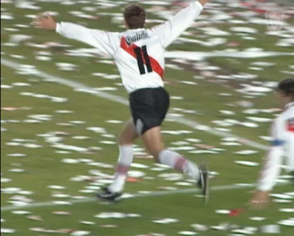 “Shut up, Macaya, que se viene el gol de River”. La cantidad de relatos históricos.