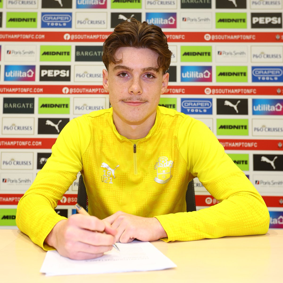 “The best six months of my career so far.” 🥹 Youngster Barnaby Williams has signed a new contract with the club: