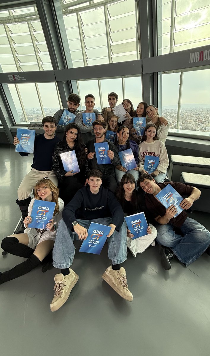 ❤️ "Y aunquе no se sienta real, pasarán los años miraré para atrás, y orgullosa podré rеcordar todo lo que yo viví en ese lugar" #OT2025
