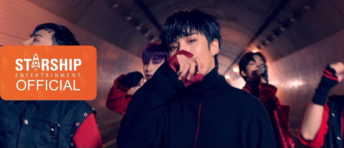 new k-pop stans will never know how big this song was
