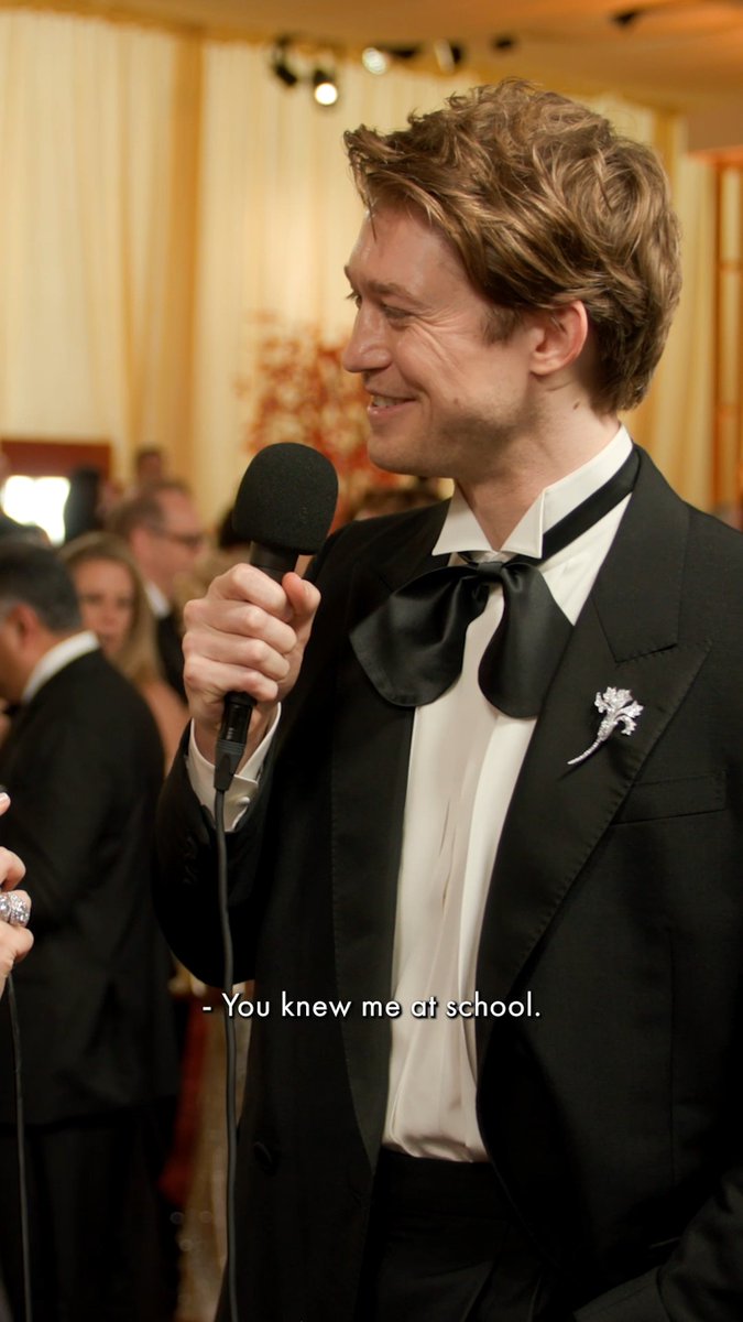 Joe Alwyn's big brother vibes are the energy we need #Oscars