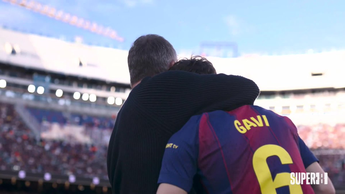Hansi Flick y el cariñoso gesto con Gavi antes de su regreso tras su lesión❤️‍🩹 #Super8